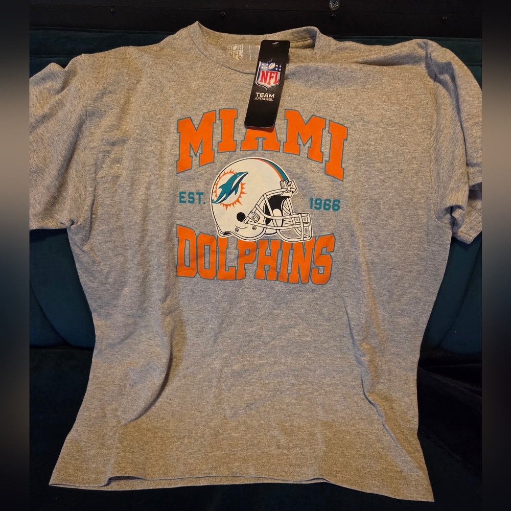 NWT NFL Miami Dolphins Gray and Orange Short Sleeve Tee - Kids XL